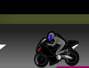 Management-game-en-race-met-een-motorfiets-2