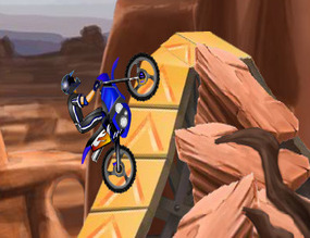 Motorcross-in-de-grand-canyon-2