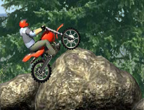 Motorcross-op-het-platteland-2