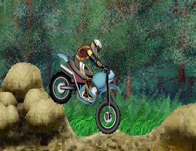 Bir-motosiklet-uzerinde-orman-engeller-2